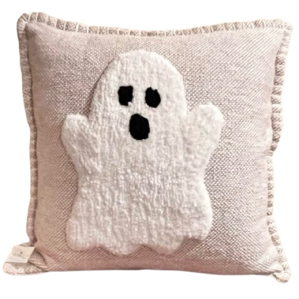 🆕 -Workshop Home by Republic-Halloween Ghost Large Decorative Pillow
